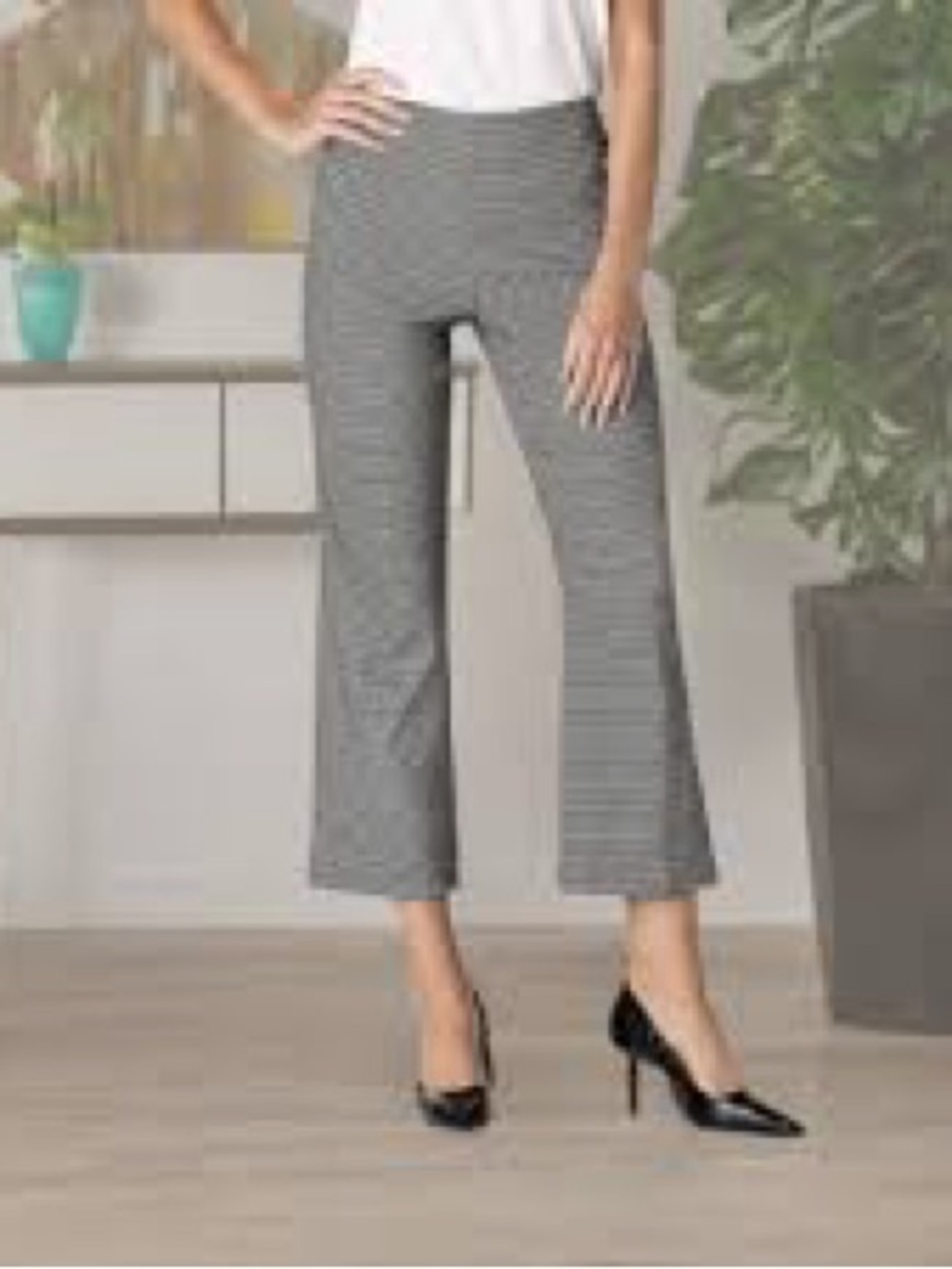 Cable & Gauge Gray geometric pull on pants S
